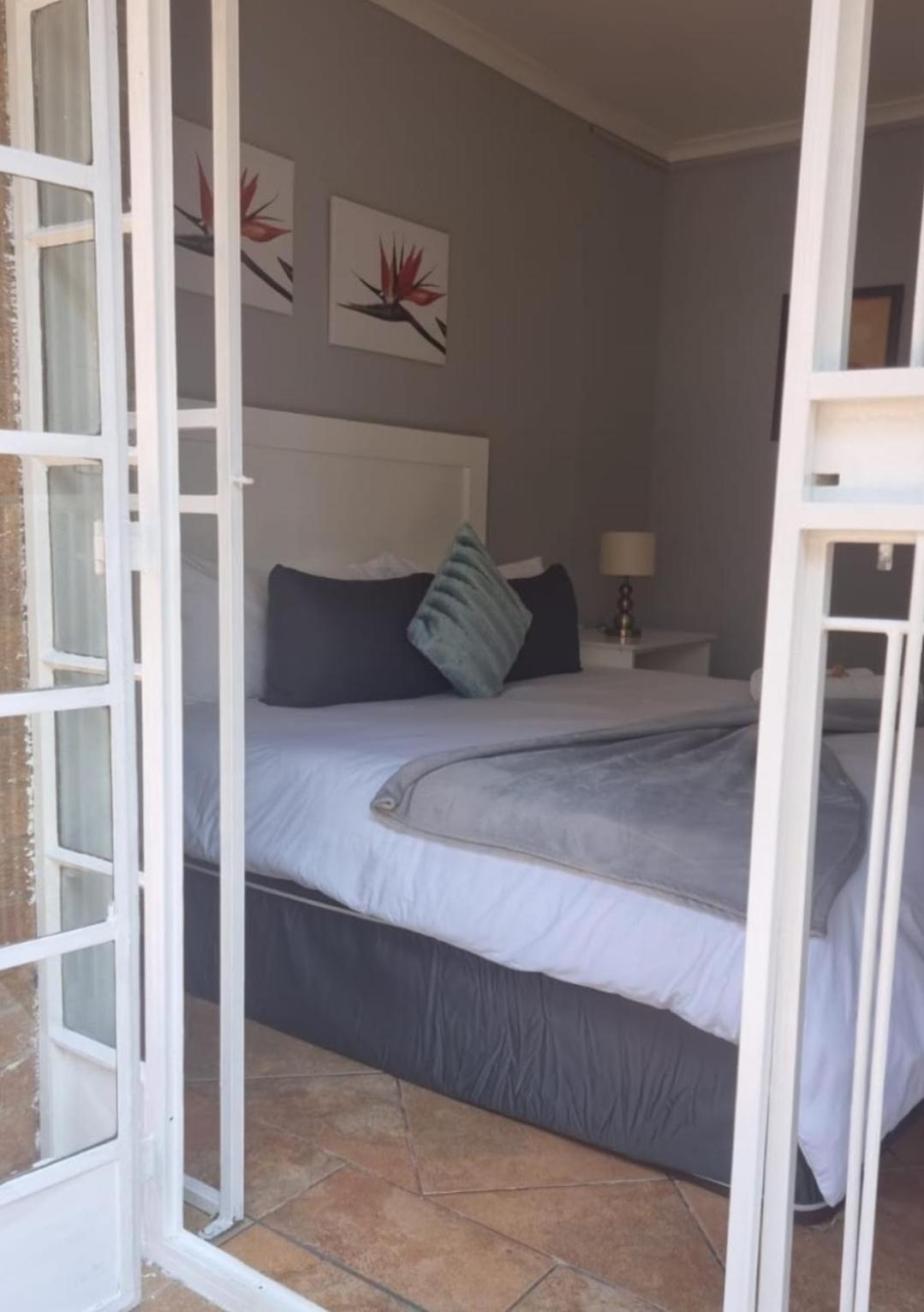 Stay At Home Airport Lodge Kempton Park Cameră foto